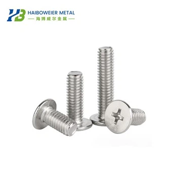 Títan flathaus krossboltar